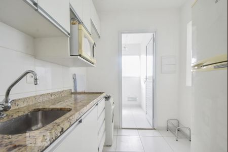 Apartamento à venda com 76m², 2 quartos e 1 vagaCozinha