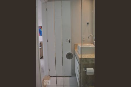 Apartamento à venda com 57m², 2 quartos e 1 vagaBanheiro