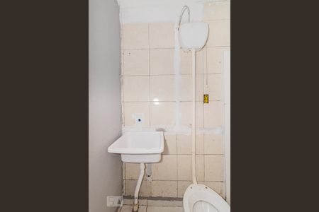 Banheiro de kitnet/studio para alugar com 1 quarto, 20m² em Vila Guilherme, São Paulo