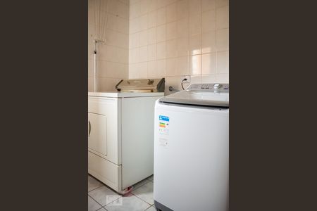 Apartamento à venda com 151m², 3 quartos e 2 vagas Apartamento à venda com 151m², 3 quartos e 2 vagasÁrea de Serviço