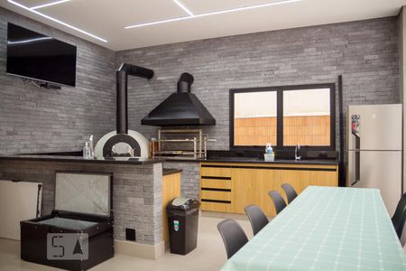 Apartamento à venda com 151m², 3 quartos e 2 vagas Apartamento à venda com 151m², 3 quartos e 2 vagasÁrea comum - Churrasqueira