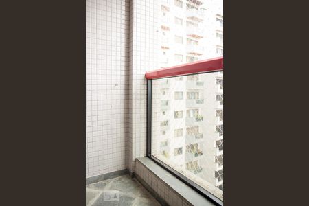 Apartamento à venda com 151m², 3 quartos e 2 vagas Apartamento à venda com 151m², 3 quartos e 2 vagasVaranda do quarto 1