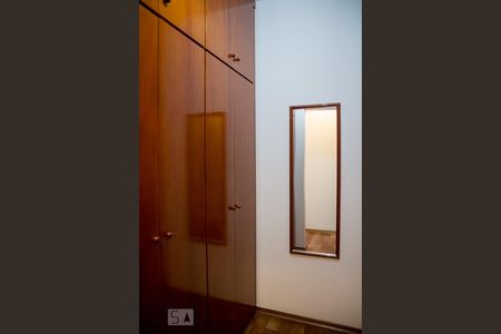 Apartamento à venda com 151m², 3 quartos e 2 vagas Apartamento à venda com 151m², 3 quartos e 2 vagasCloset do quarto 1