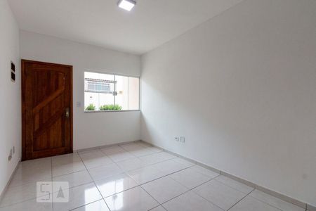 Sala de casa de condomínio para alugar com 2 quartos, 75m² em Vila Progresso (zona Leste), São Paulo