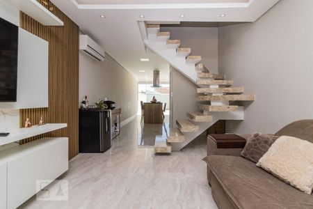 Sala de casa à venda com 3 quartos, 140m² em Vila Nova, Porto Alegre
