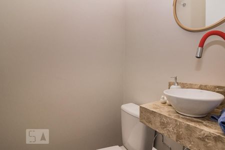 Casa à venda com 140m², 3 quartos e 1 vagaLavabo