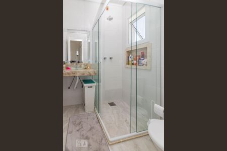 Casa à venda com 140m², 3 quartos e 1 vagaBanheiro da Suíte 2