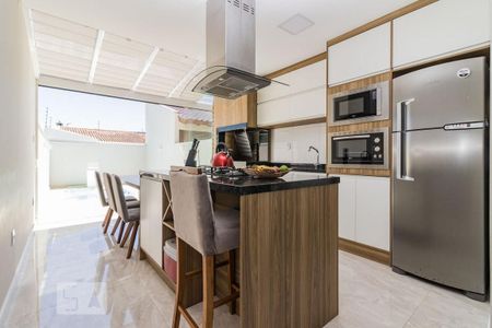 Casa à venda com 140m², 3 quartos e 1 vagaCozinha