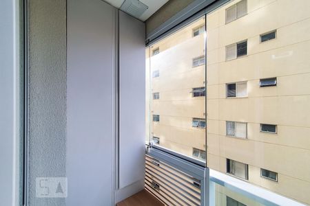 Studio para alugar com 28m², 1 quarto e 1 vaga Studio para alugar com 28m², 1 quarto e 1 vagaQuarto