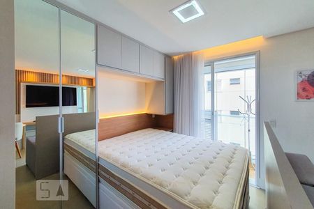 Studio para alugar com 28m², 1 quarto e 1 vaga Studio para alugar com 28m², 1 quarto e 1 vagaQuarto