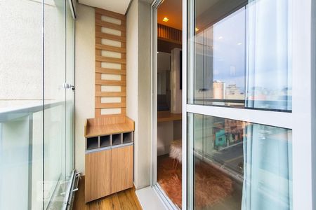 Studio para alugar com 28m², 1 quarto e 1 vaga Studio para alugar com 28m², 1 quarto e 1 vagaSacada