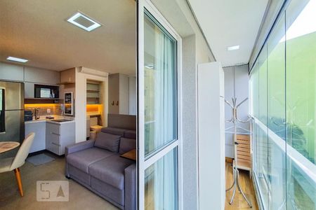 Sala / Studio de kitnet/studio para alugar com 1 quarto, 28m² em Liberdade, São Paulo