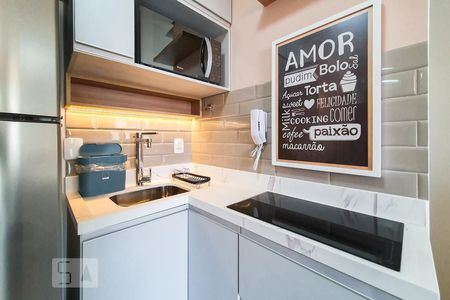 Studio para alugar com 28m², 1 quarto e 1 vaga Studio para alugar com 28m², 1 quarto e 1 vagaCozinha / Studio Integrada