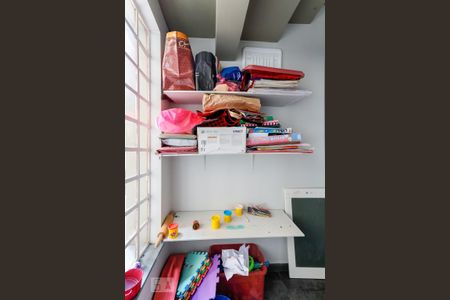 Casa à venda com 370m², 3 quartos e 3 vagas Casa à venda com 370m², 3 quartos e 3 vagasSala de TV