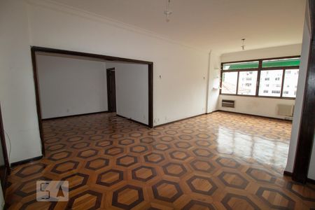 Sala de apartamento para alugar com 4 quartos, 163m² em Laranjeiras, Rio de Janeiro