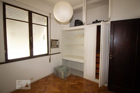 Apartamento para alugar com 163m², 4 quartos e 1 vaga Apartamento para alugar com 163m², 4 quartos e 1 vagaQuarto 3