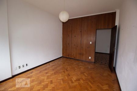 Apartamento para alugar com 163m², 4 quartos e 1 vaga Apartamento para alugar com 163m², 4 quartos e 1 vagaQuarto 4