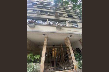 Apartamento para alugar com 163m², 4 quartos e 1 vaga Apartamento para alugar com 163m², 4 quartos e 1 vagaFachada