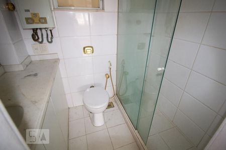 Apartamento para alugar com 163m², 4 quartos e 1 vaga Apartamento para alugar com 163m², 4 quartos e 1 vagaBanheiro