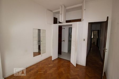 Apartamento para alugar com 163m², 4 quartos e 1 vaga Apartamento para alugar com 163m², 4 quartos e 1 vagaQuarto 2