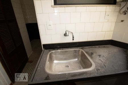 Apartamento para alugar com 163m², 4 quartos e 1 vaga Apartamento para alugar com 163m², 4 quartos e 1 vagaÁrea de Serviço