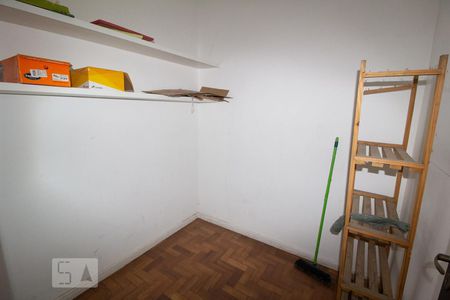 Apartamento para alugar com 163m², 4 quartos e 1 vaga Apartamento para alugar com 163m², 4 quartos e 1 vagaQuarto de Serviço