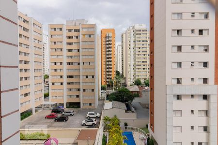 Vista Sala de apartamento para alugar com 2 quartos, 87m² em Vila Uberabinha, São Paulo
