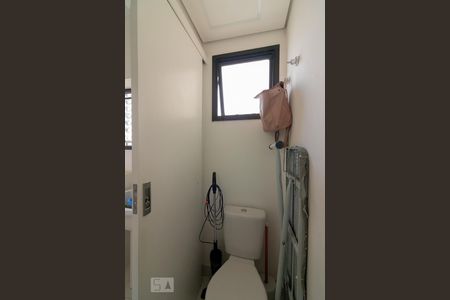 Apartamento à venda com 150m², 3 quartos e 3 vagasBanheiro de Serviço