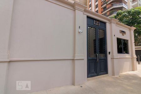 Apartamento à venda com 150m², 3 quartos e 3 vagasFachada