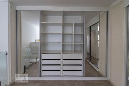 Apartamento para alugar com 55m², 1 quarto e 1 vagaSuíte
