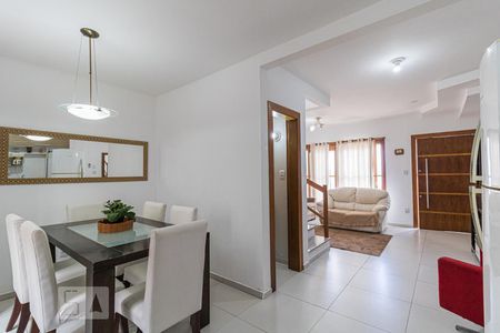 Sala/Cozinha de casa à venda com 2 quartos, 130m² em Jardim Itu Sabará, Porto Alegre