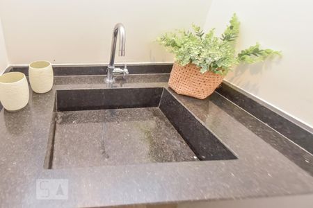 Studio para alugar com 35m², 1 quarto e 1 vaga Studio para alugar com 35m², 1 quarto e 1 vagaBanheiro