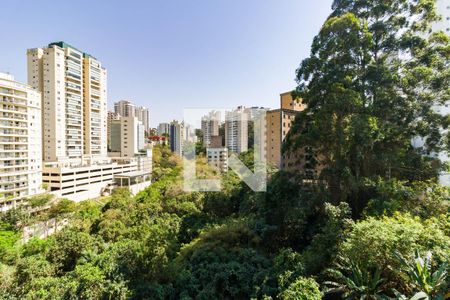 Apartamento à venda com 250m², 4 quartos e 4 vagas Apartamento à venda com 250m², 4 quartos e 4 vagasVista da Varanda do Quarto 3