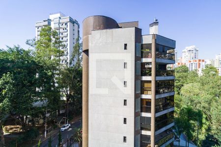 Apartamento à venda com 250m², 4 quartos e 4 vagas Apartamento à venda com 250m², 4 quartos e 4 vagasVista da Varanda da Sala