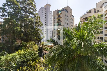 Apartamento à venda com 250m², 4 quartos e 4 vagas Apartamento à venda com 250m², 4 quartos e 4 vagasVista Quarto 1