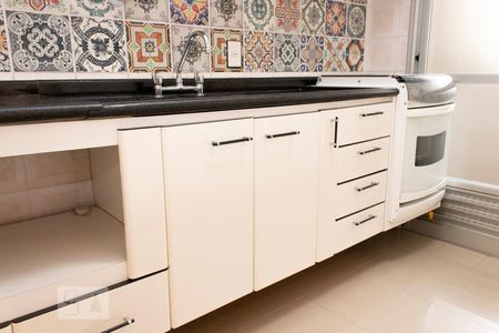 Apartamento à venda com 82m², 3 quartos e 3 vagasCozinha - Espaço Microondas