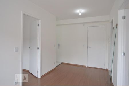 Sala de apartamento para alugar com 2 quartos, 48m² em Jardim Brasília, São Paulo