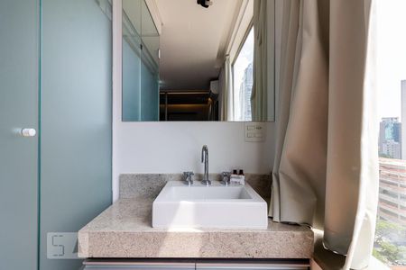 Studio à venda com 30m², 1 quarto e 1 vaga Studio à venda com 30m², 1 quarto e 1 vagaBanheiro