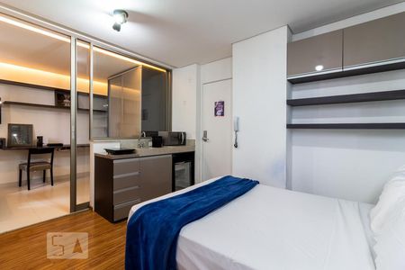 Studio à venda com 30m², 1 quarto e 1 vaga Studio à venda com 30m², 1 quarto e 1 vagaStudio