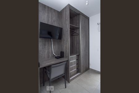 Quarto - Detalhe armários de kitnet/studio para alugar com 1 quarto, 26m² em Perdizes, São Paulo