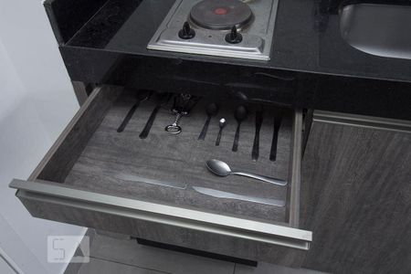 Studio à venda com 26m², 1 quarto e 1 vaga Studio à venda com 26m², 1 quarto e 1 vagaDetalhe cozinha