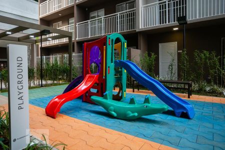Apartamento à venda com 37m², 1 quarto e sem vagaÁrea comum - Playground