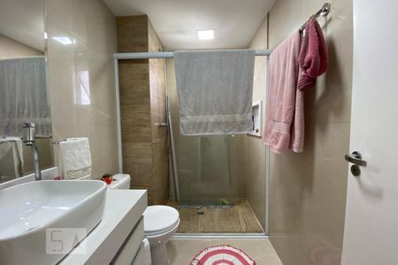Apartamento à venda com 110m², 3 quartos e 2 vagas Apartamento à venda com 110m², 3 quartos e 2 vagasBanheiro da Suíte 1