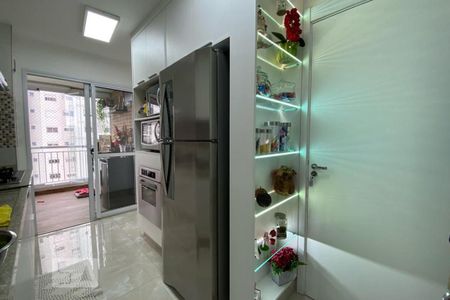 Apartamento à venda com 110m², 3 quartos e 2 vagas Apartamento à venda com 110m², 3 quartos e 2 vagasCozinha