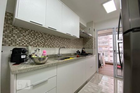 Apartamento à venda com 110m², 3 quartos e 2 vagas Apartamento à venda com 110m², 3 quartos e 2 vagasCozinha