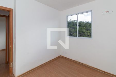 Quarto 2 de apartamento para alugar com 2 quartos, 45m² em Morro Santana, Porto Alegre