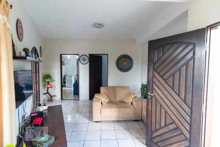 Sala de casa à venda com 5 quartos, 200m² em Vila Ré, São Paulo