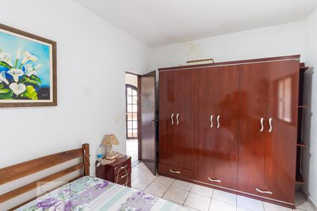 Quarto 1 de casa à venda com 5 quartos, 200m² em Vila Ré, São Paulo
