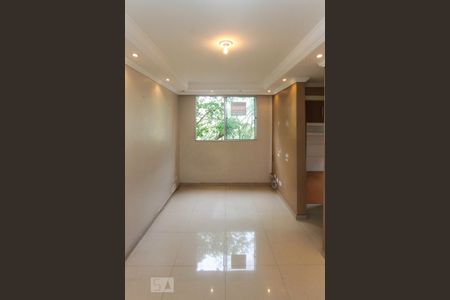 Sala de apartamento para alugar com 2 quartos, 50m² em Jardim Santa Terezinha (zona Leste), São Paulo