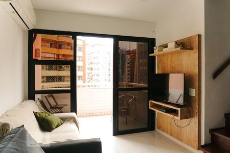 Salade Apartamento com 2 quartos, 65m² Barra da Tijuca